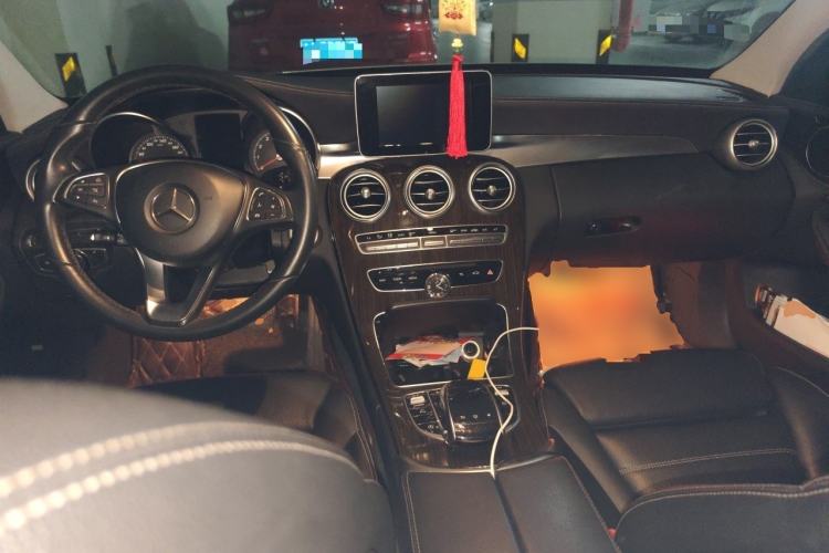 Used Mercedes-Benz C-Class 2015 Facelift C 200 L
