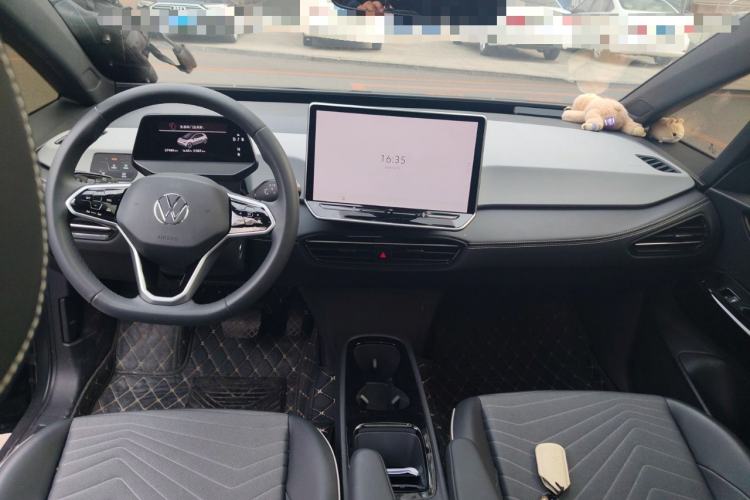 Used Volkswagen ID.3 2025 Smart Edition Outstanding Model Center Console