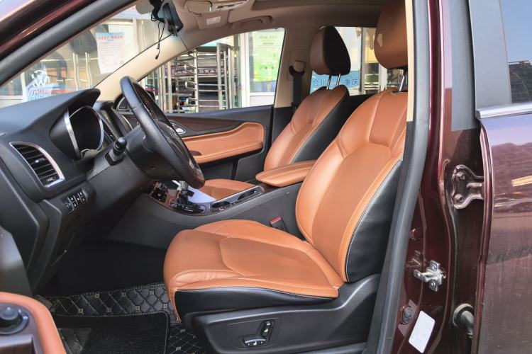 Used Baojun 560 2017 Rhythmic Edition 1.8L iAMT Prestige Model