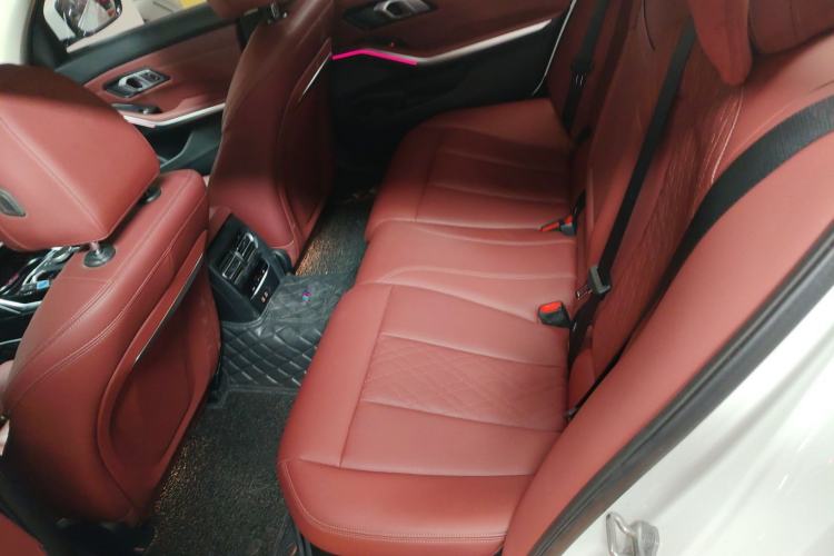 Used BMW i3 2022 eDrive 35 L
