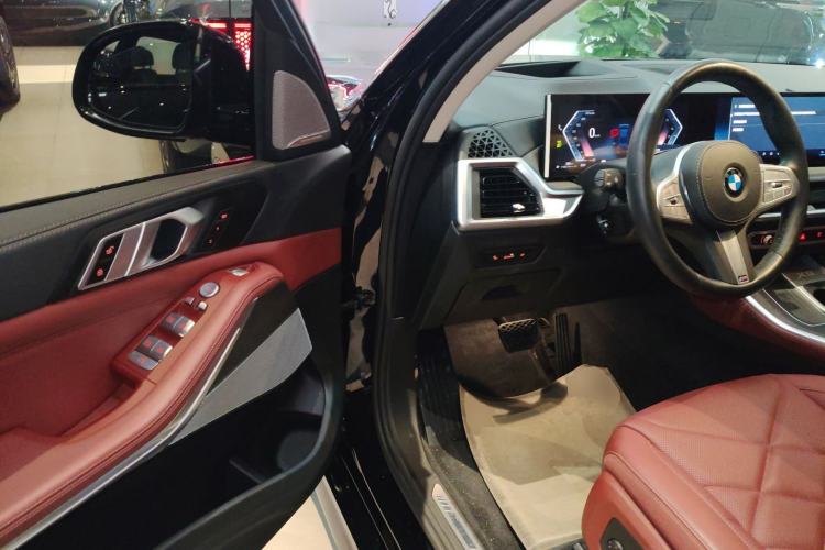 Used BMW X5 2023 xDrive 30Li Luxury M Sport Night Edition Package