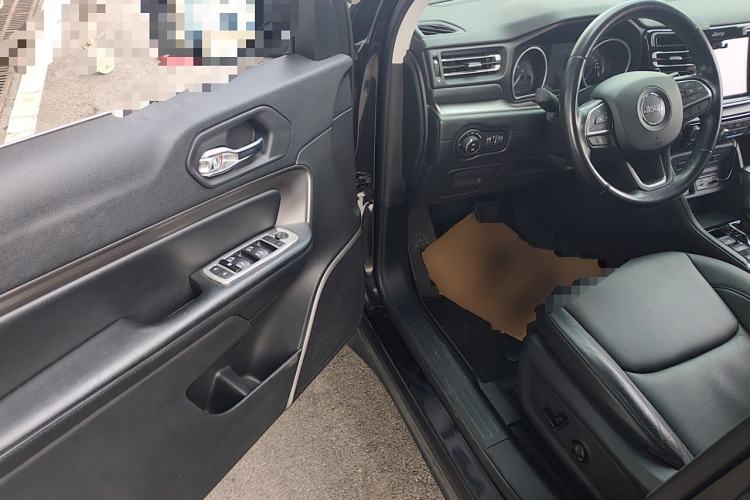 Used Jeep Commander 2018 2.0T Two-Wheel Drive Enjoy Edition China V