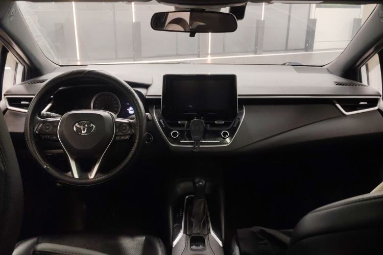 Used Toyota Levin 2019 185T CVT Luxury Edition China VI Standard Center Console