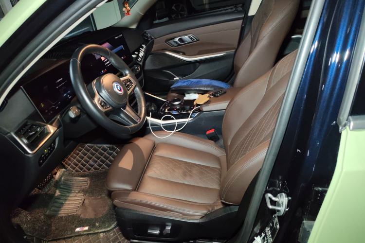 Used BMW i3 2022 eDrive 35 L
