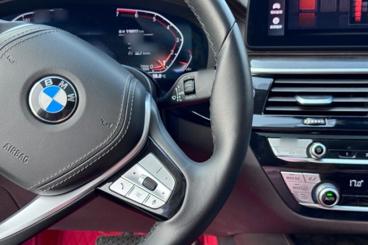 Used BMW 5 Series 2021 525Li Luxury Package
