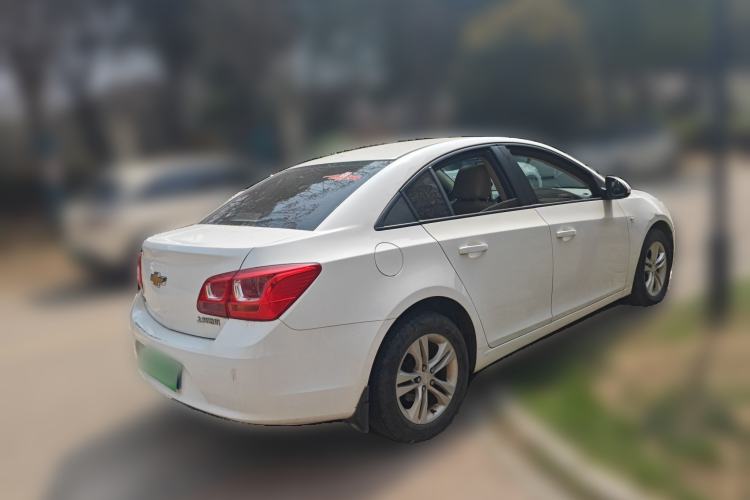 Used Chevrolet Cruze 2015 1.5L Classic SE MT

