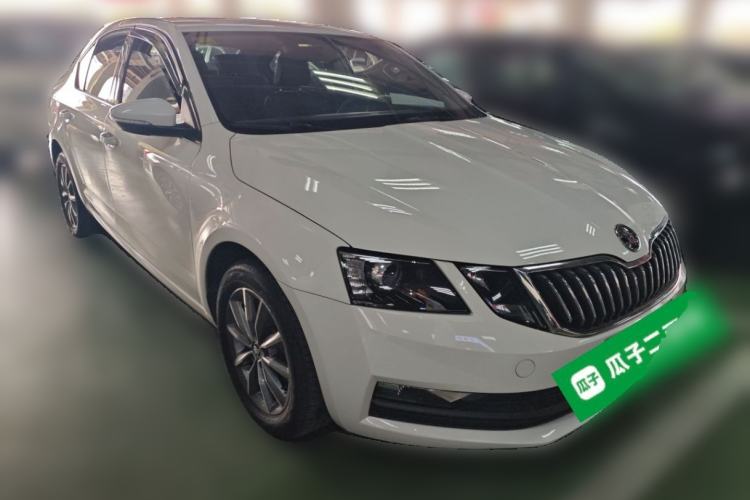 Used Skoda Octavia 2022 1.5L Automatic Comfort Edition Front Right 45 Deg