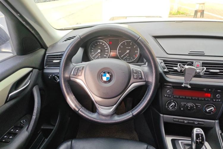 Used BMW X1 2014 sDrive18i Fashion Model