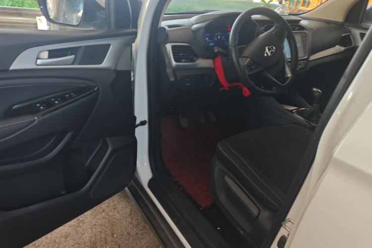 Used CHANGAN OSHAN A800 2019 1.6L Manual Comfort Model China VI Standard
