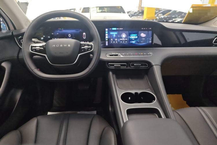 Used Roewe D7 2025 DMH 125km World Champion Edition Center Console