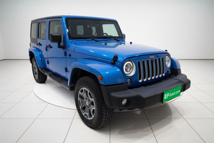 Used Jeep Wrangler 2015 3.0L Sahara Four-Door Edition