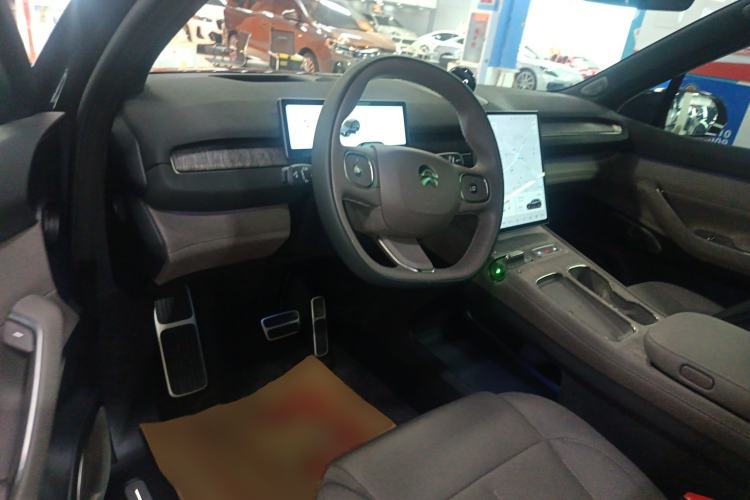 Used Nio ES7 2022 75 kWh Center Console