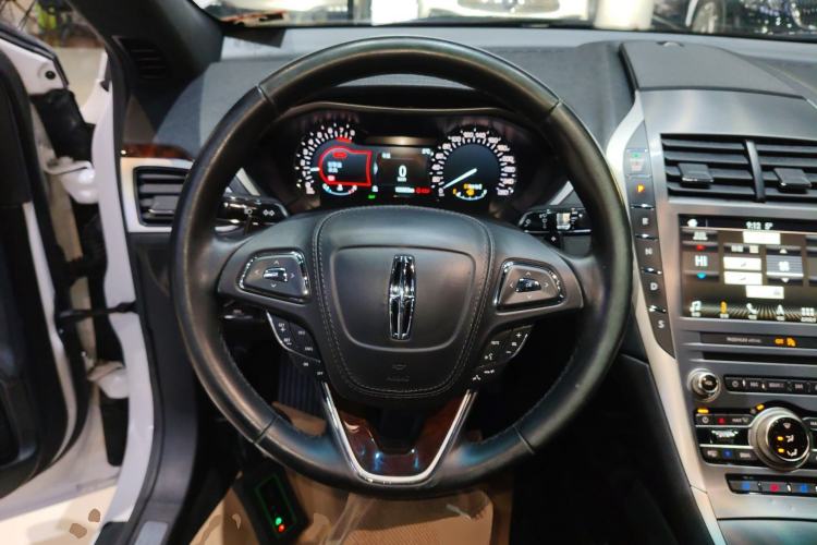 Used Lincoln MKZ 2017 2.0T Luxury Edition
