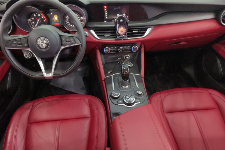 Used Alfa Romeo Stelvio 2017 2.0T 200HP Elite Edition
