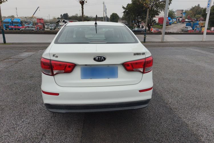 Used Kia K2 2015 Sedan 1.4L MT GLS