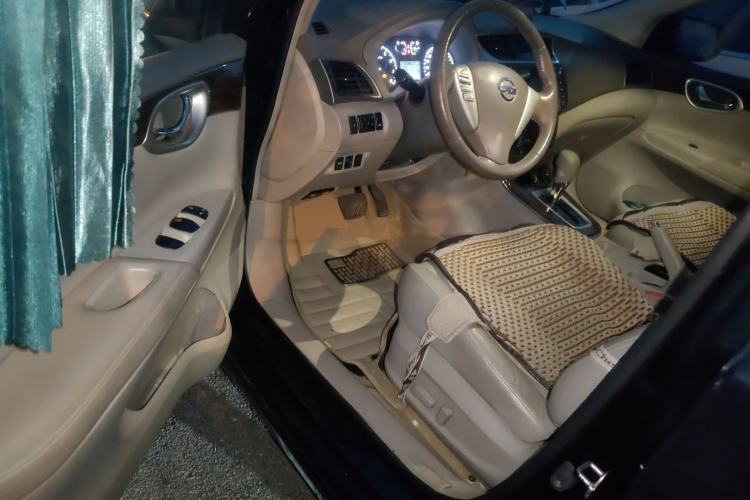 Used Nissan Sylphy 2012 1.6 XL CVT Luxury Edition Interior 3