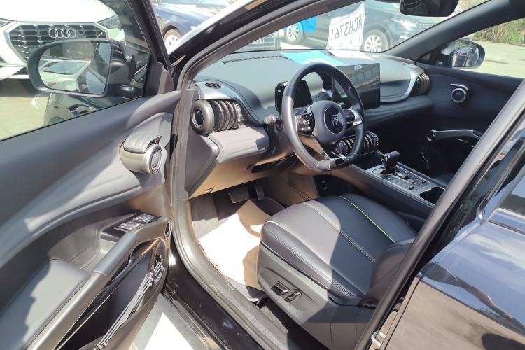 Used BYD Yuan PLUS 2024 Honor Edition 430KM Beyond Model
