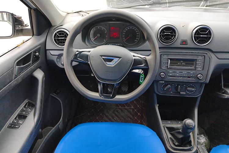 Used Jetta VA3 2019 1.5L Manual Entry-Level Version Steering Wheel