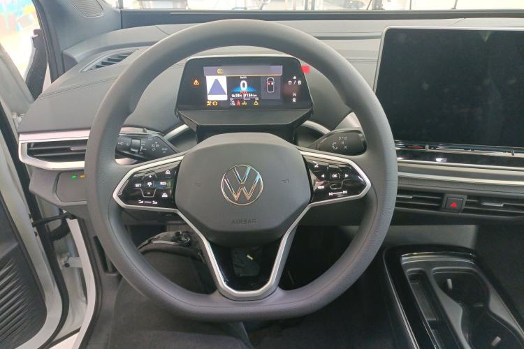Used Volkswagen ID.4 CROZZ 2025 Pure Edition