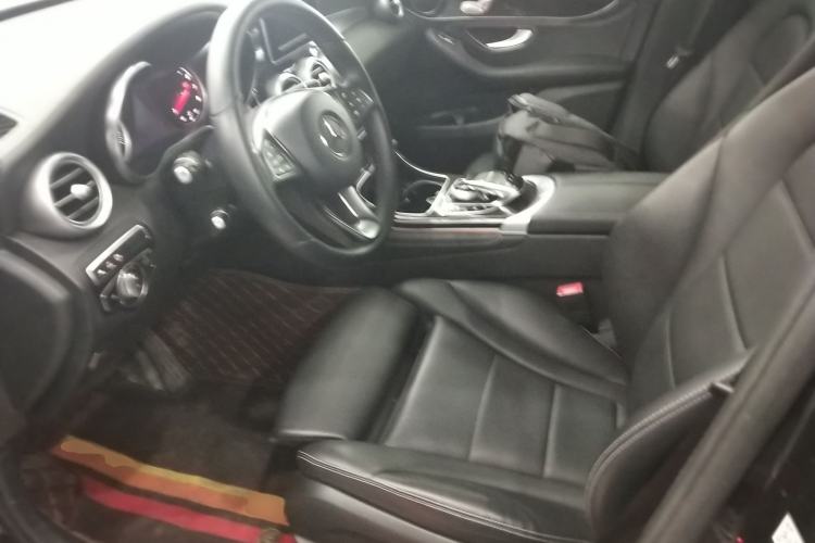 Used Mercedes-Benz GLC 2019 GLC 260 L 4MATIC Luxury Model Left Front Seat