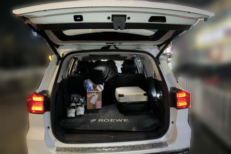 Used Roewe RX8 2018 30T Smart Connectivity Four-Wheel Drive Flagship Edition