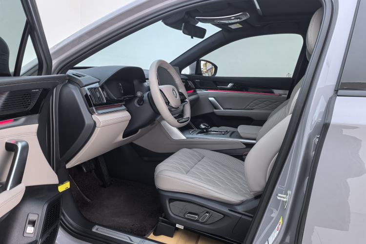 Used BYD Tang New Energy 2025 DM-i 115KM Prestige Model
