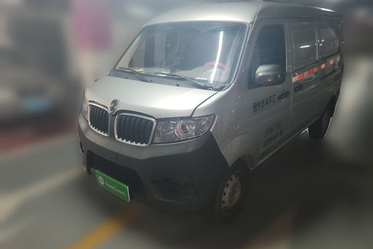 Used Jinbei Hiace X30 2023 1.5L Super-Enjoyment Van 2/5 Seats Non-Air-Conditioned Version SWC15M