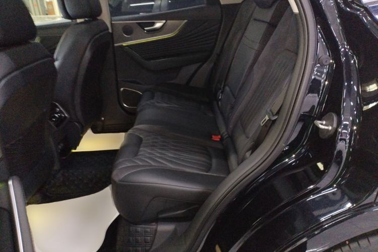 Used Hongqi HS5 2023 2.0T Qixiang Pro Edition