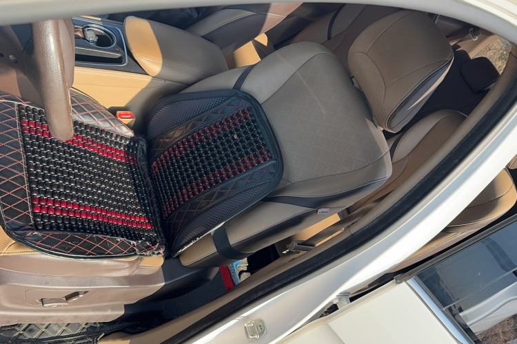 Used Baojun 730 2017 1.5T Manual Prestige Version 7 Seats Left Front Seat