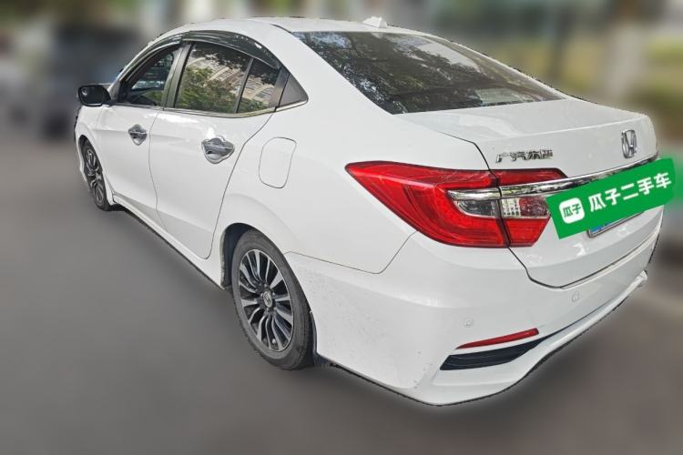 Used Honda Crider 2013 1.8L automatic luxury edition
