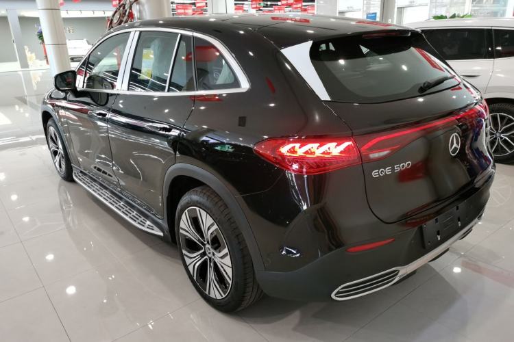 Used Mercedes-Benz EQE SUV 2024 500 4MATIC Pioneer Edition Exterior 2
