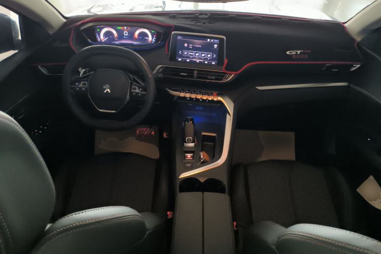 Used Peugeot 5008 2019 400THP 5-Seat Elite Edition Center Console