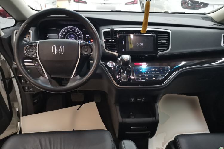 Used Honda Odyssey 2018 2.4L Smart Edition Center Console