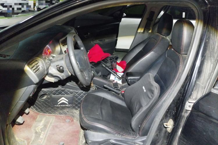 Used Citroen Elysee 2015 Zhishang Edition 1.6L Manual Fashion Model