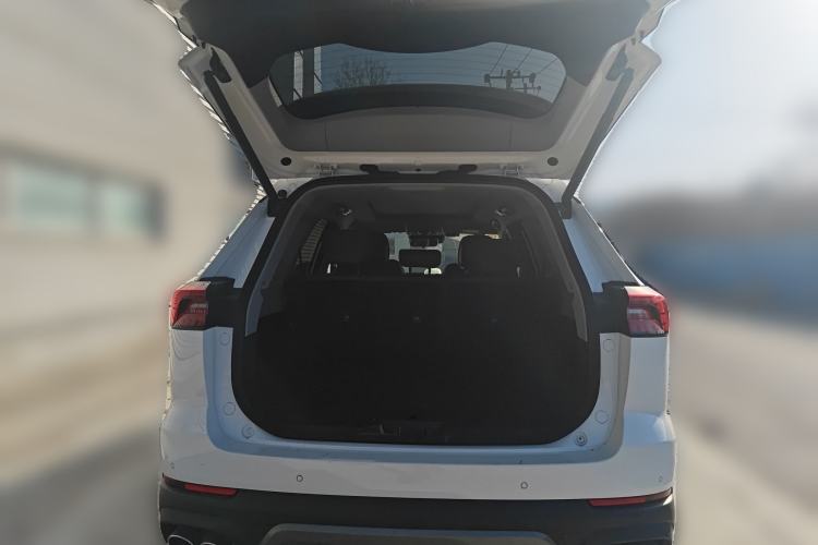 Used Chery Tiggo 8 PRO 2024 Champion Edition 390T Two-Wheel Drive Peak Version 5 Seats
