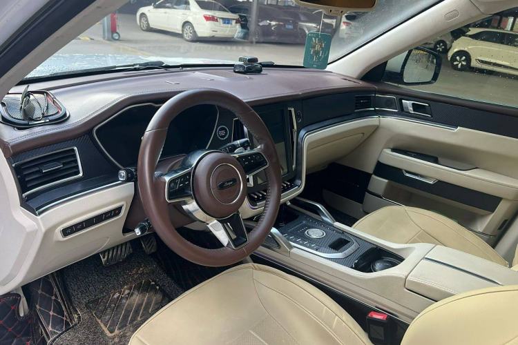 Used Zotye T700 2017 1.8T Dual-Clutch Prestige Model