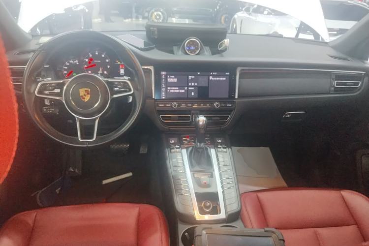 Used Porsche Macan 2018 Macan 2.0T Center Console