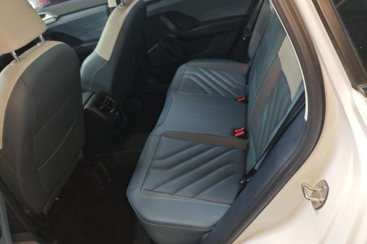 Used Volkswagen Tharu 2023 300TSI Two-Wheel-Drive Full Moon Edition