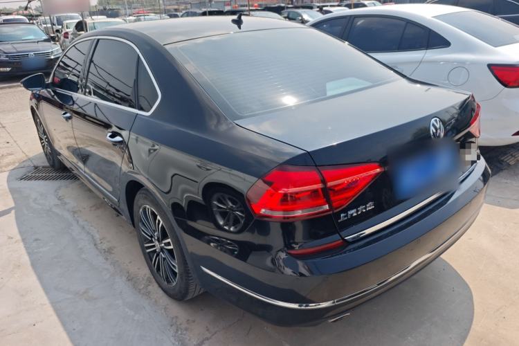 Used Volkswagen Passat 2017 330TSI DSG Prestige Edition Exterior 2