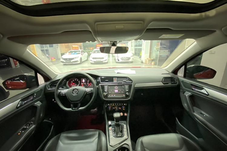 Used Volkswagen Tiguan L 2017 380TSI Automatic All-Wheel-Drive Luxury Edition
