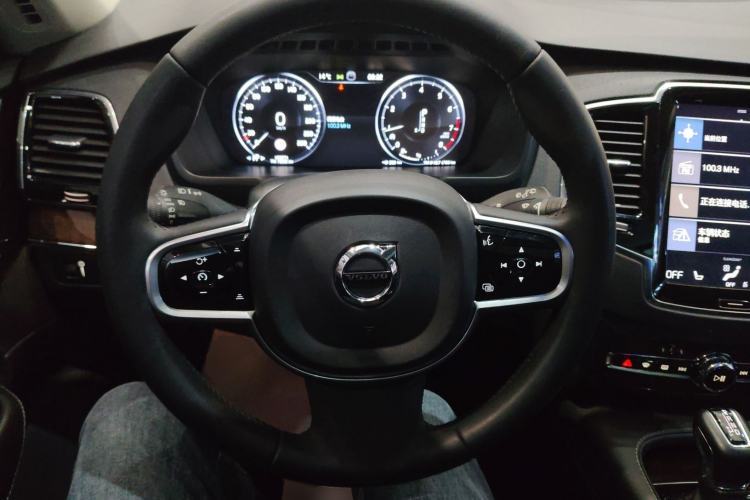 Used Volvo XC90 2015 T6 Luxury Edition 5-seater Steering Wheel