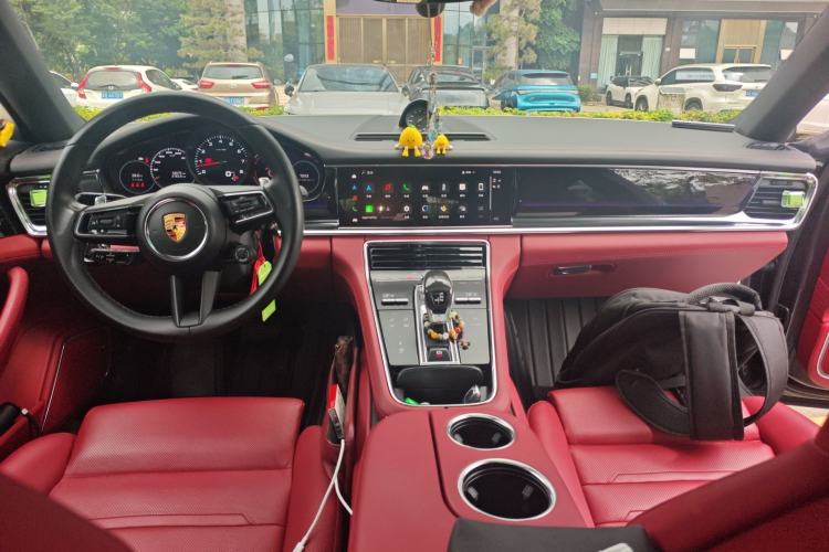 Used Porsche Panamera 2021 Panamera 2.9T Center Console