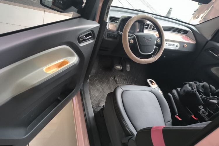 Used Wuling Hongguang MINIEV 2022 Macaron Premium Model – Lithium Iron Phosphate
