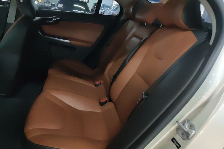 Used Volvo S60 2019 S60L Facelift T5 Intelligent Advanced Edition
