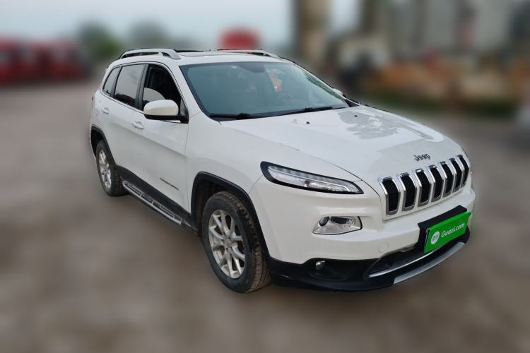 Used Jeep Cherokee 2017 2.0L Superior Edition