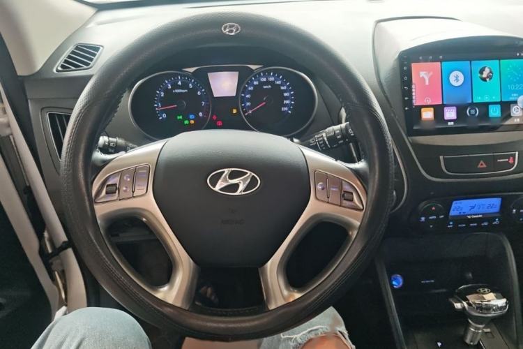 Used Hyundai ix35 2013 2.0L Automatic Two-Wheel Drive Smart GLS China IV Standard
