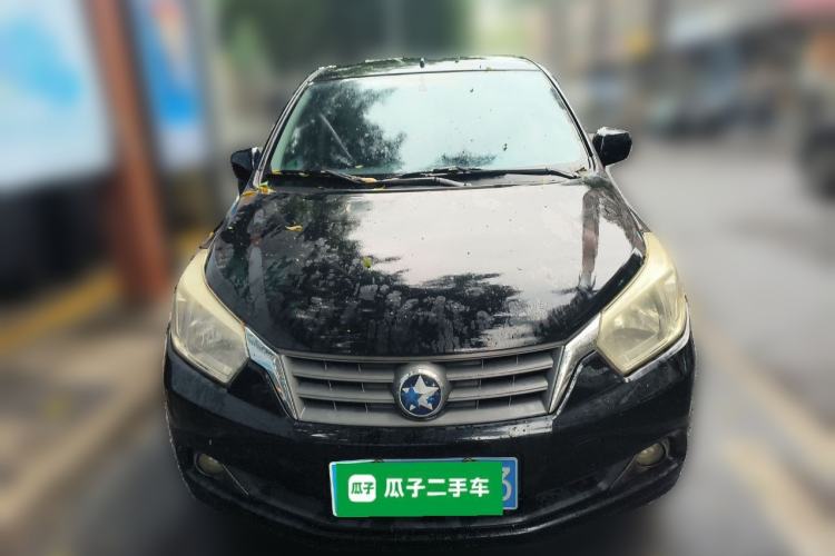 Used Venucia R50 2014 1.6L Automatic Splendid Edition