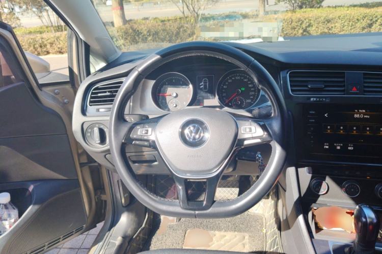 Used Volkswagen Golf 2020 280TSI DSG Comfort Version
