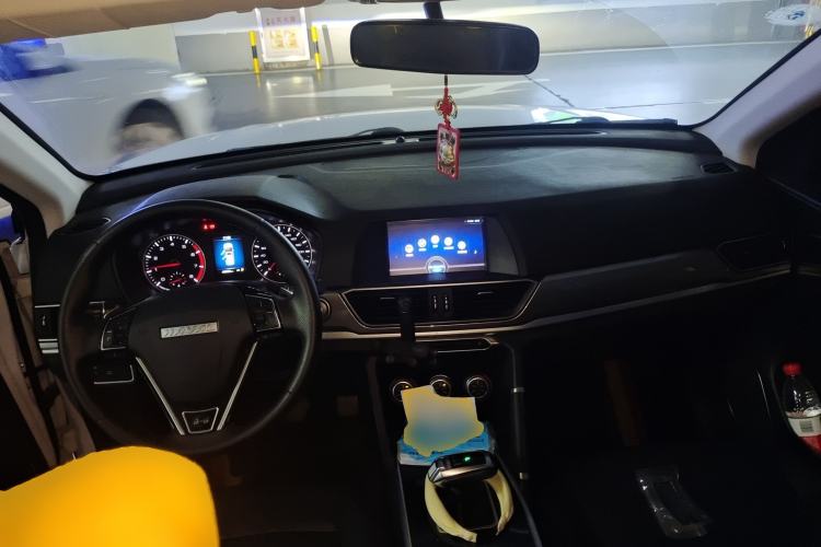 Used Haval H6 2019 Sport Edition 1.5T Automatic Two-Wheel Drive Elite Model China VI Center Console