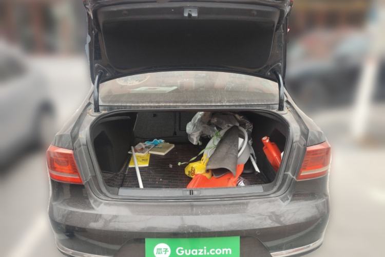 Used Volkswagen Magotan 2013 2.0 TSI Prestige Model
